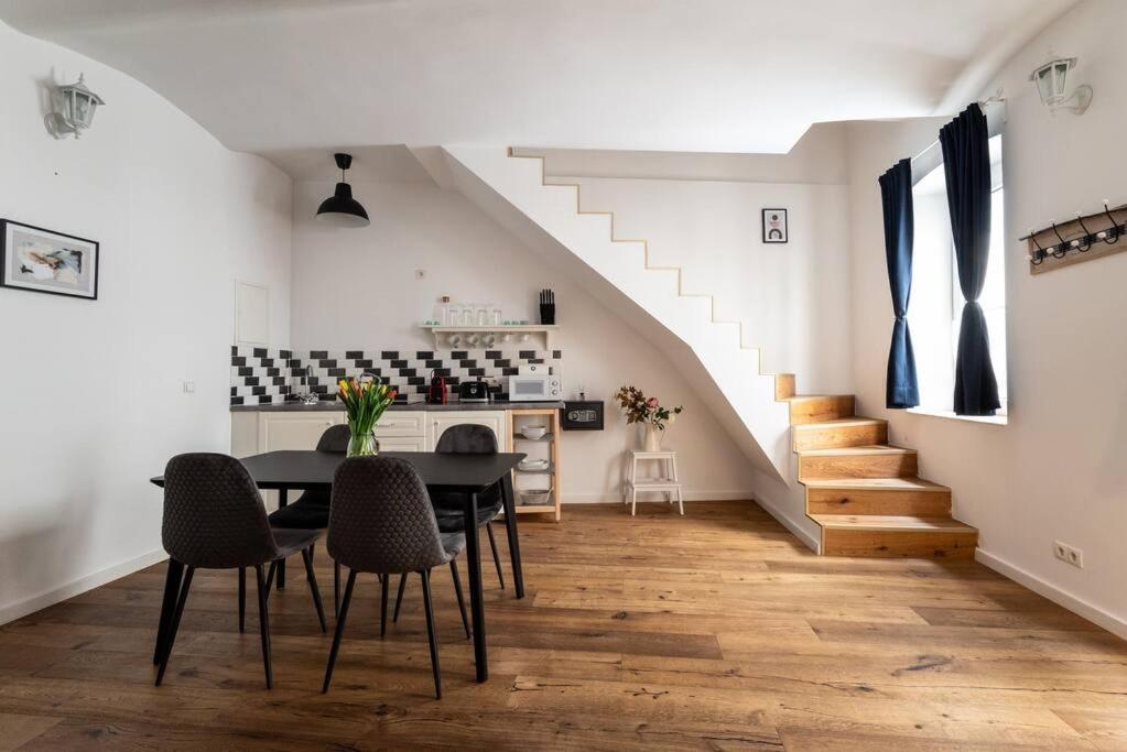 Cozy 1Br Duplex Near Center By Hm Apartment Wien Ngoại thất bức ảnh