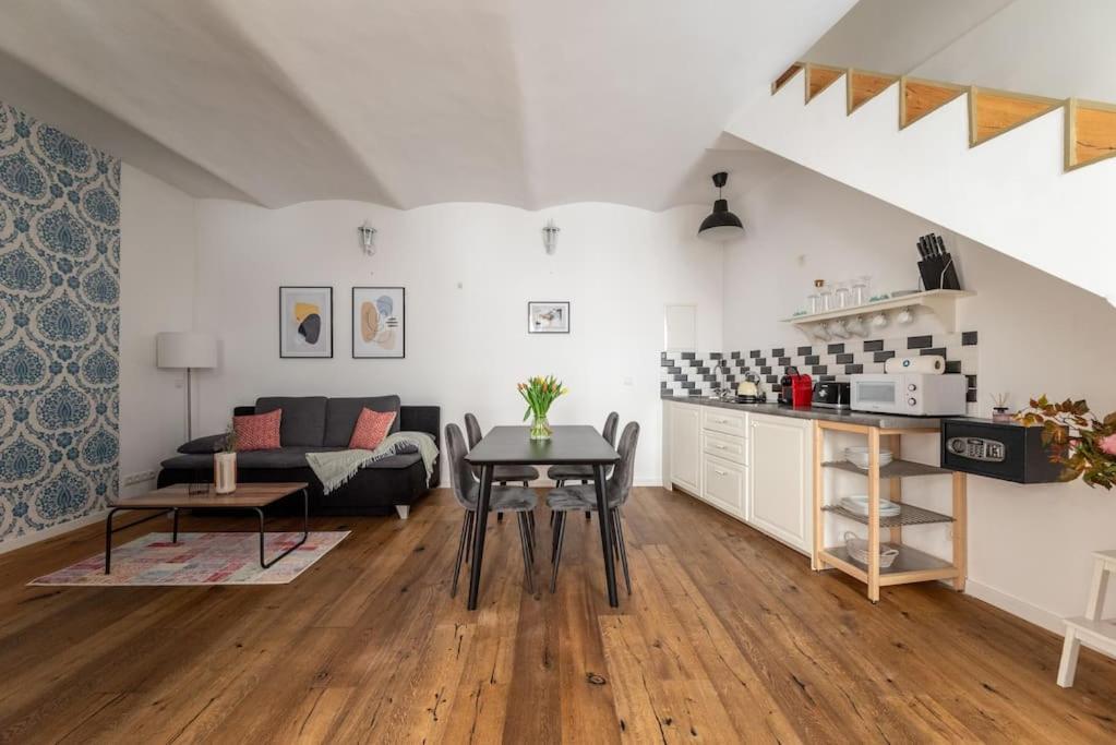 Cozy 1Br Duplex Near Center By Hm Apartment Wien Ngoại thất bức ảnh